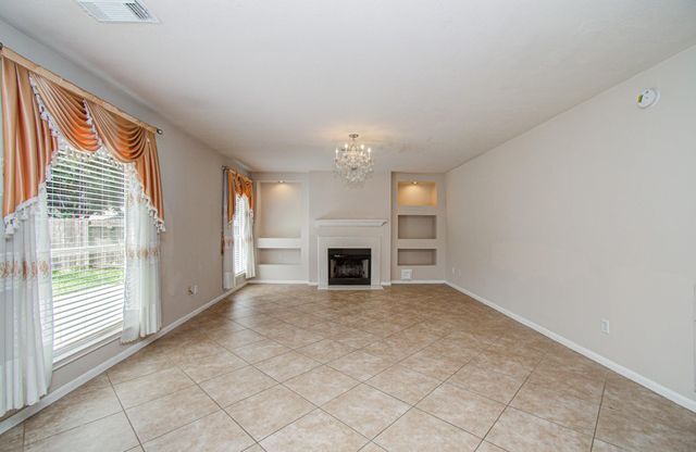 5415 Oak Falls Drive, Houston, TX 77066