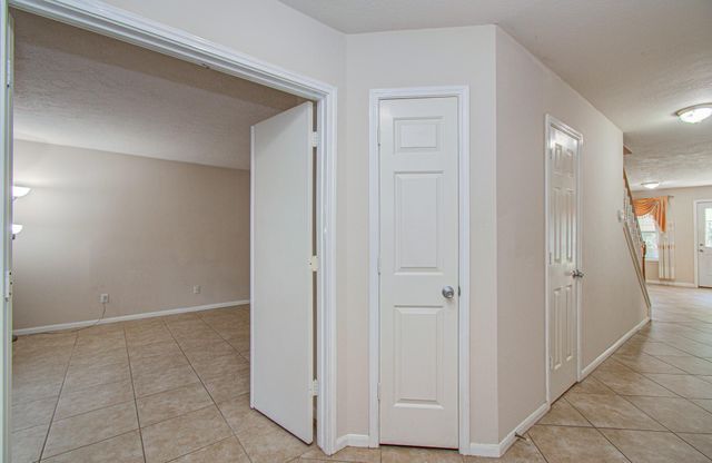 5415 Oak Falls Drive, Houston, TX 77066