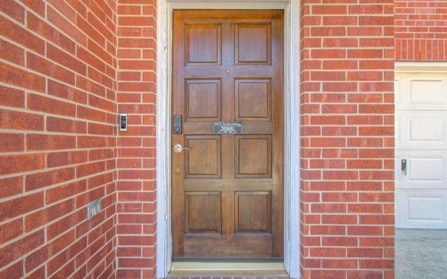 5415 Oak Falls Drive, Houston, TX 77066