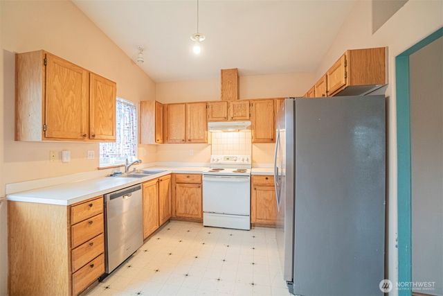 14219 80th Avenue Ct E, Puyallup, WA 98373