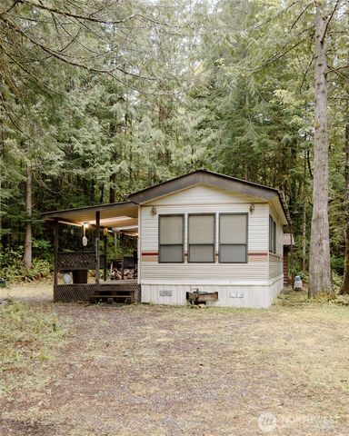 97 1 Goldrush Road, Deming, WA 98244