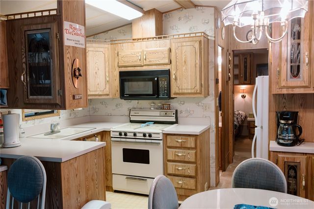 97 1 Goldrush Road, Deming, WA 98244