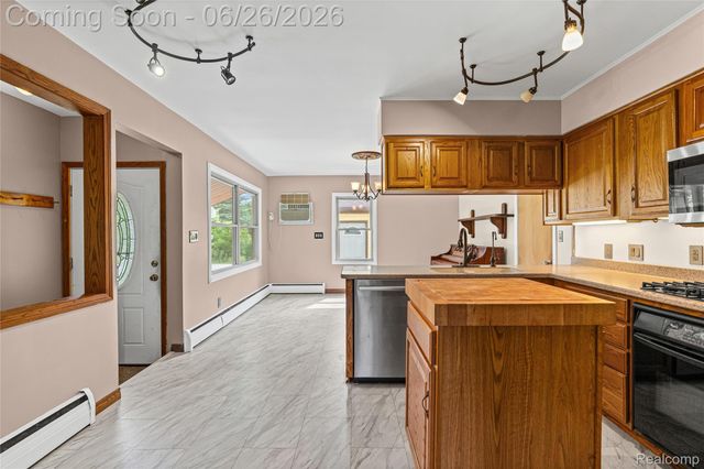 5366 E Mount Morris Road, Genesee Charter Township, MI 48458