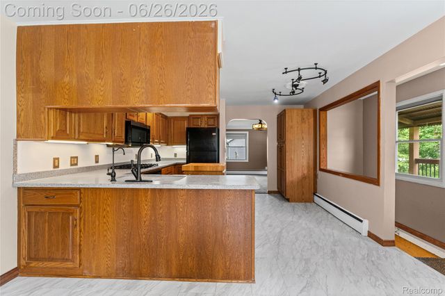 5366 E Mount Morris Road, Genesee Charter Township, MI 48458