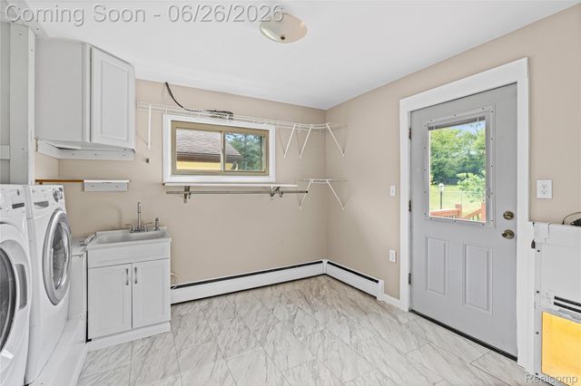 5366 E Mount Morris Road, Genesee Charter Township, MI 48458
