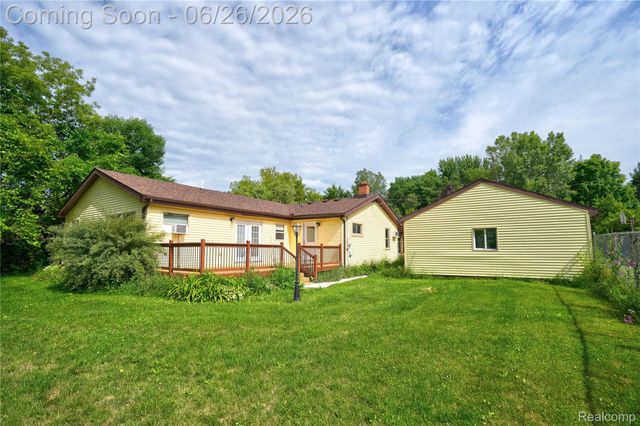 5366 E Mount Morris Road, Genesee Charter Township, MI 48458