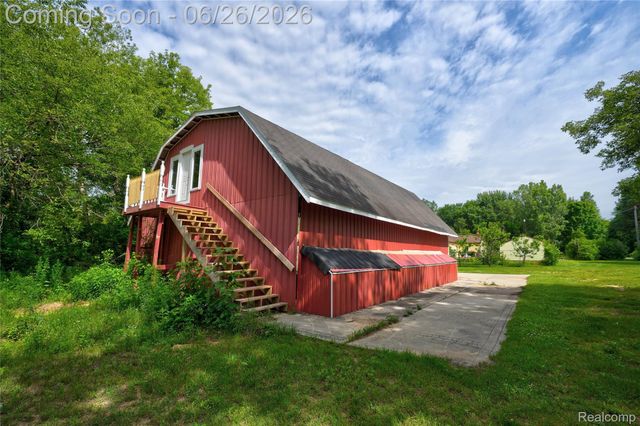 5366 E Mount Morris Road, Genesee Charter Township, MI 48458