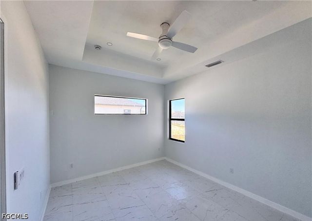 1027 Kismet PKWY W, Cape Coral, FL 33993