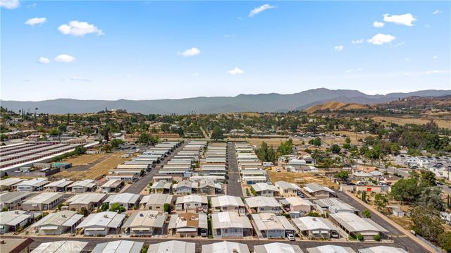 31816 Avenue E 58, Yucaipa, CA 92399