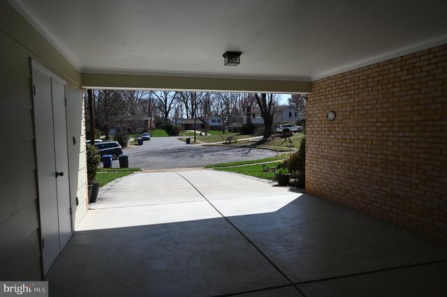 3420 BEAUFORD CIR, Annandale, VA 22003