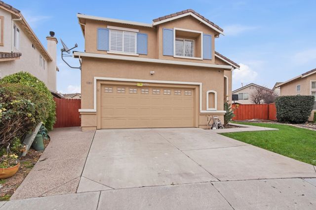 1294 Dover Ln, Tracy, CA 95377