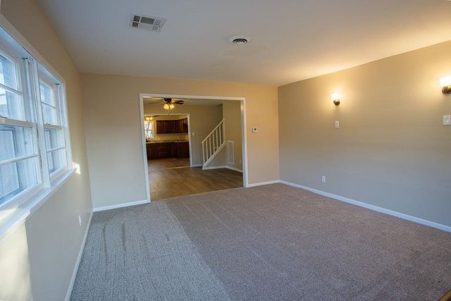 1308 Menor St, Winfield, KS 67156