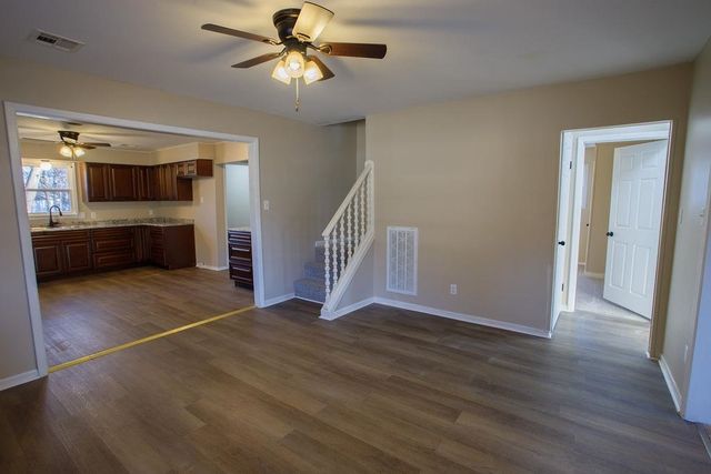 1308 Menor St, Winfield, KS 67156