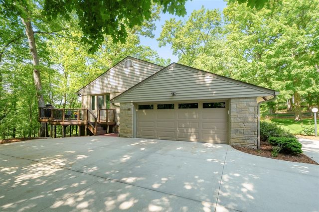 1815 Timberlane Drive, Portage, MI 49024