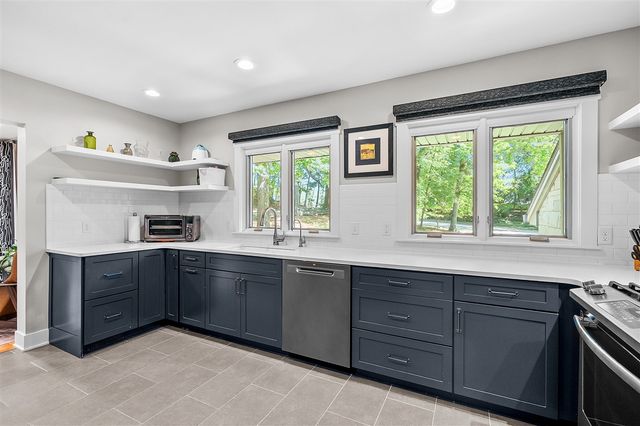 1815 Timberlane Drive, Portage, MI 49024
