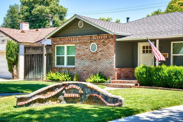 320 N Santa Cruz Ave, Modesto, CA 95354