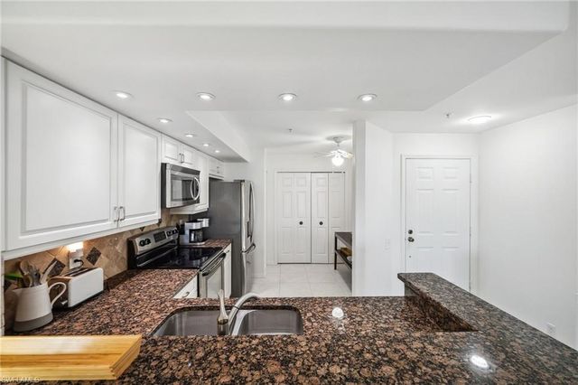 28068 Cavendish CT 2303, Bonita Springs, FL 34135