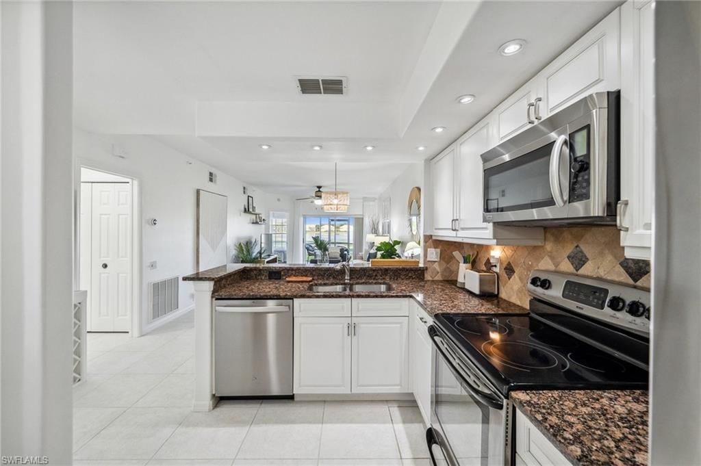 28068 Cavendish CT 2303, Bonita Springs, FL 34135
