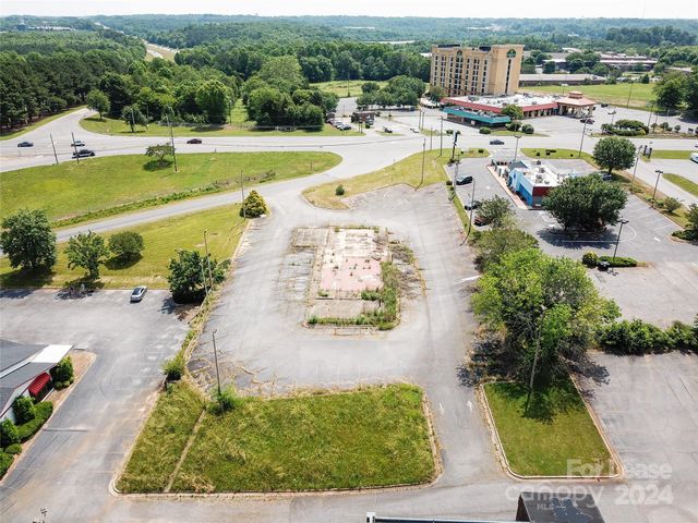 3362 15th Avenue Boulevard SE, Conover, NC 28613