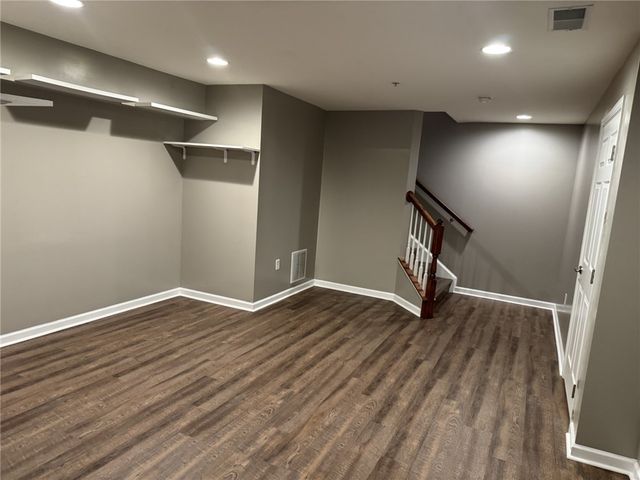 409 FairGate Dr, Pine Twp, PA 15090
