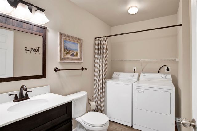 1517 Regency Road 31, Gulf Shores, AL 36542