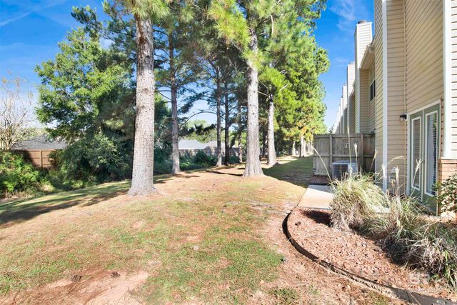 1517 Regency Road 31, Gulf Shores, AL 36542