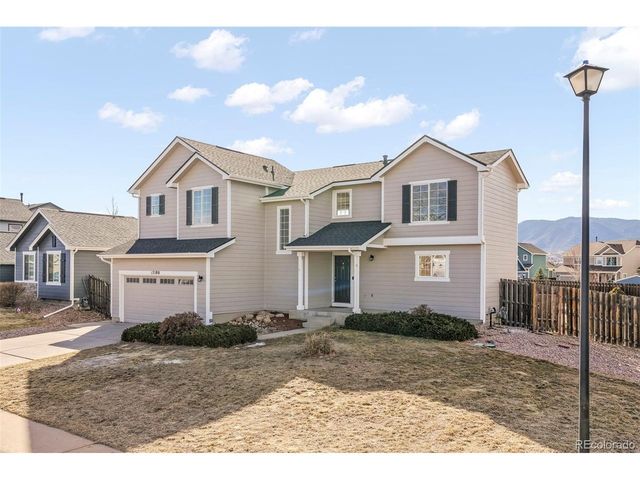 17180 Snowwood Dr, Monument, CO 80132