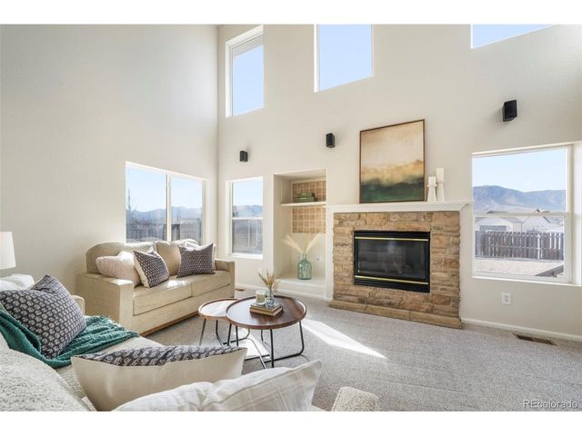 17180 Snowwood Dr, Monument, CO 80132