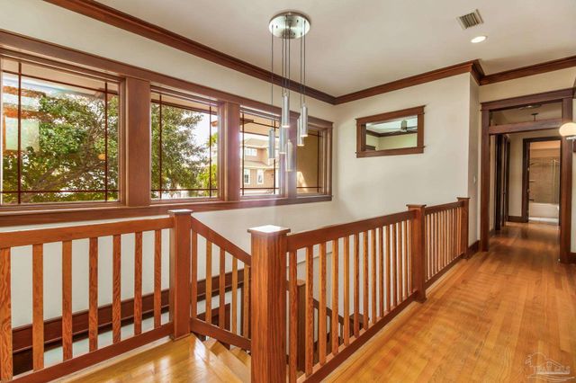 324 Deer Point Dr, Gulf Breeze, FL 32561