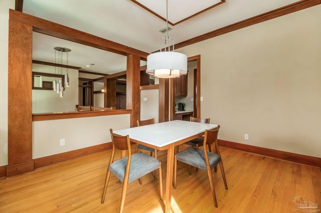 324 Deer Point Dr, Gulf Breeze, FL 32561