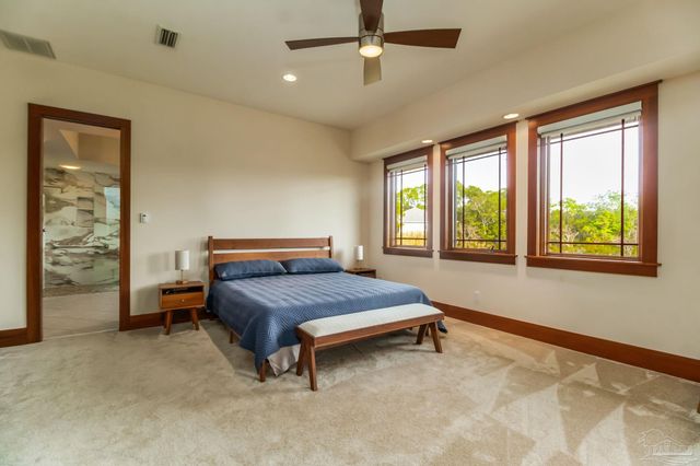 324 Deer Point Dr, Gulf Breeze, FL 32561