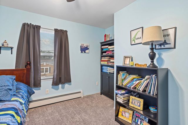 46 Spruce Street, Beachwood, NJ 08722