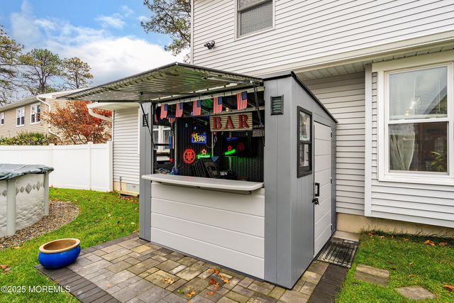 46 Spruce Street, Beachwood, NJ 08722