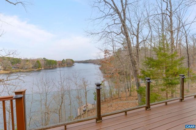 19 HAWKS PL, Palmyra, VA 22963