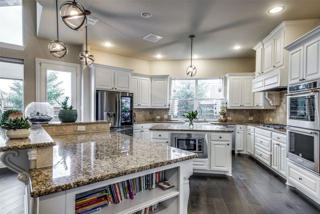 10404 Bartlett Drive, Frisco, TX 75035