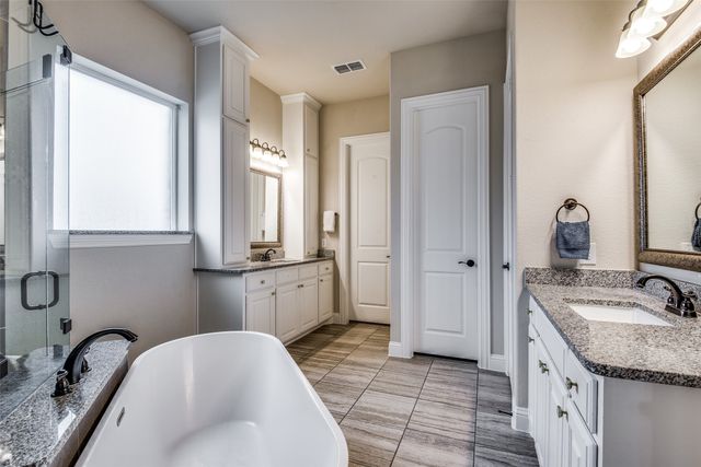 10404 Bartlett Drive, Frisco, TX 75035
