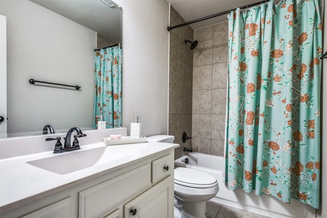 10404 Bartlett Drive, Frisco, TX 75035