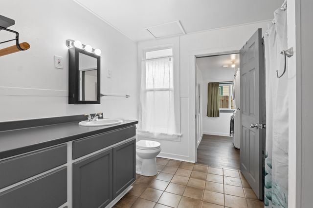 1321 SE Mill Street, Roseburg, OR 97470