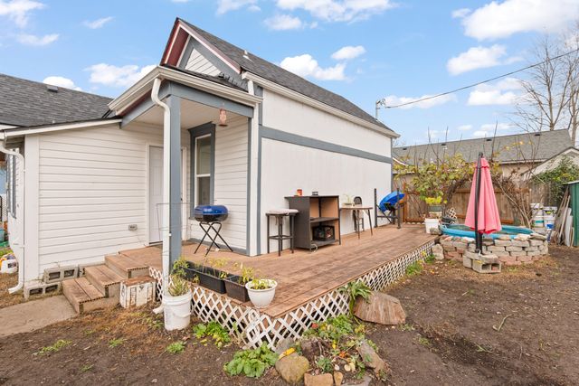 1321 SE Mill Street, Roseburg, OR 97470