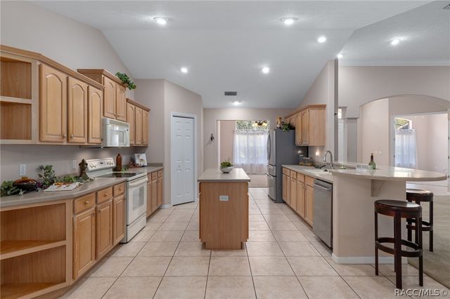 2220 N Sheriff Drive, Beverly Hills, FL 34465