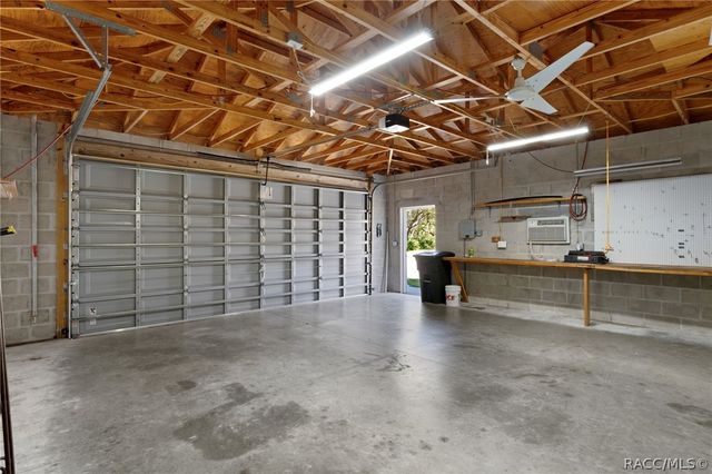 2220 N Sheriff Drive, Beverly Hills, FL 34465