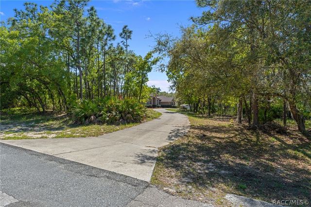 2220 N Sheriff Drive, Beverly Hills, FL 34465