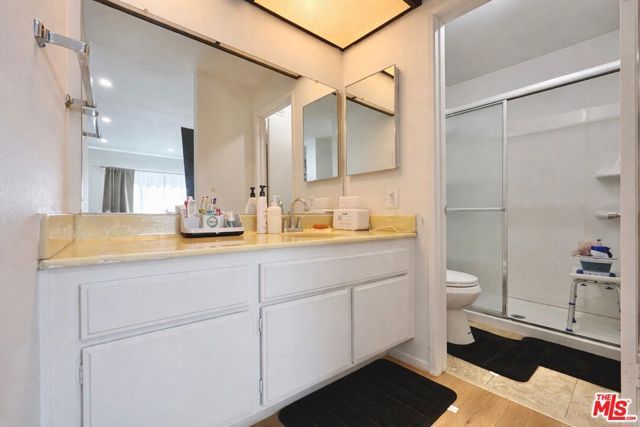 11493 Lev Avenue, Los Angeles, CA 91345