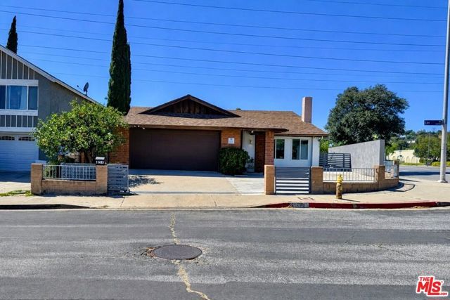 11493 Lev Avenue, Los Angeles, CA 91345