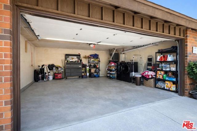 11493 Lev Avenue, Los Angeles, CA 91345