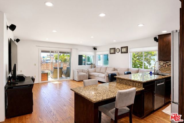 11493 Lev Avenue, Los Angeles, CA 91345