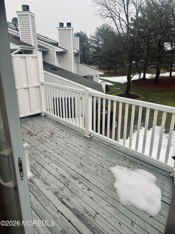 1 Upperbrook Court, Parlin, NJ 08859