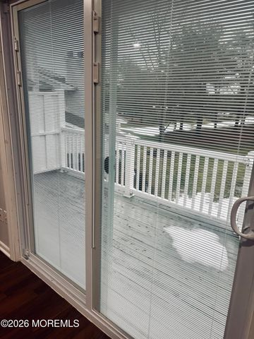 1 Upperbrook Court, Parlin, NJ 08859