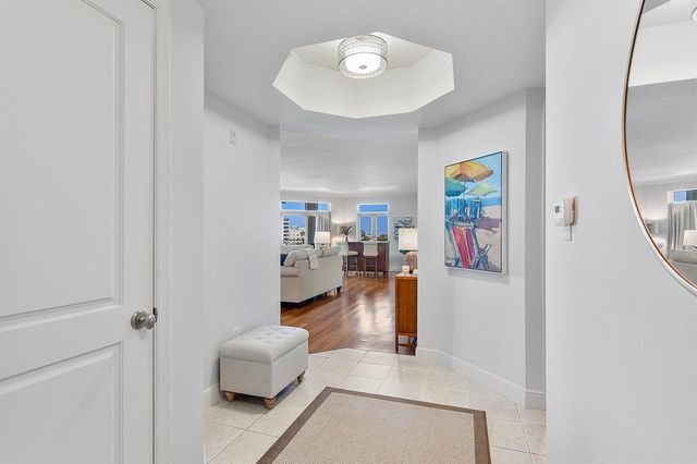 309 E Ocean Avenue 205, Lantana, FL 33462