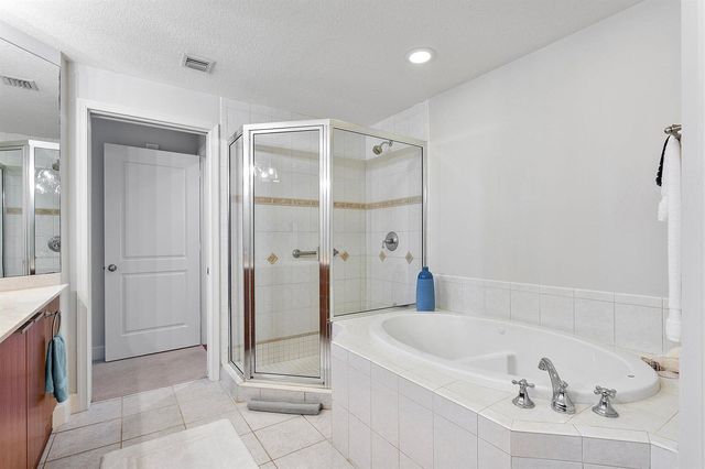 309 E Ocean Avenue 205, Lantana, FL 33462